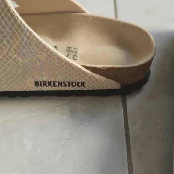 Birkenstock Sandals - Textured Cream - Picture 2 of 5